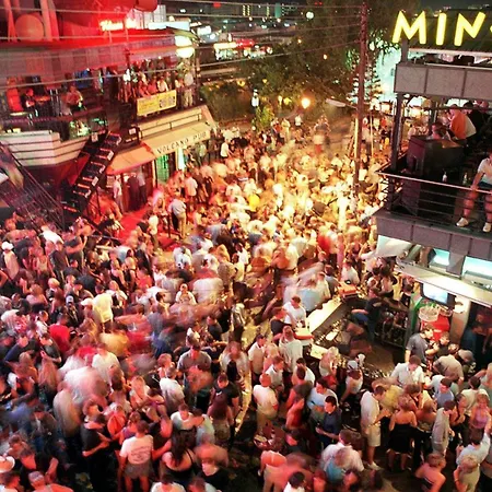 Special Offer -70 Percent Off - Sleep 5 - Location - Free Parking Appartement