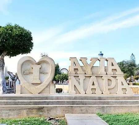 Special Offer -70 Percent Off - Sleep 5 - Location - Free Parking