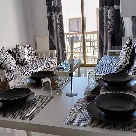 Apartment -65 Percent Off - Center