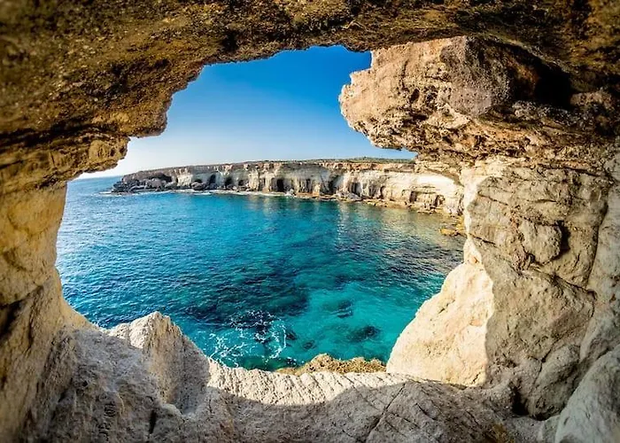 Special Offer -70 Percent Off - Sleep 5 - Location - Free Parking Ayia Napa