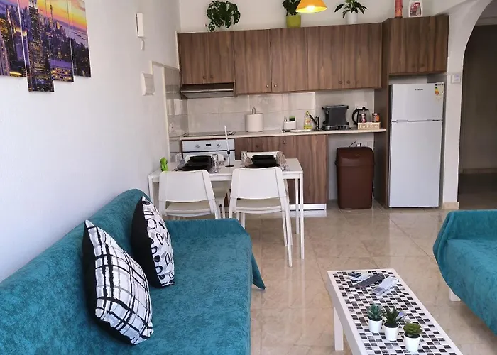 Special Offer -70 Percent Off - Sleep 5 - Location - Free Parking