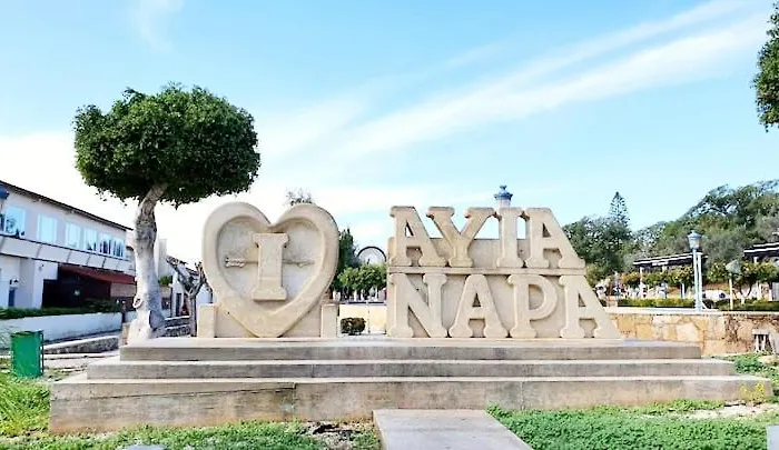 Special Offer -70 Percent Off - Sleep 5 - Location - Free Parking