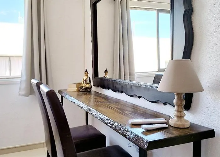 Apartment Special Offer -70 Percent Off - Sleep 5 - Location - Free Parking Agia Napa