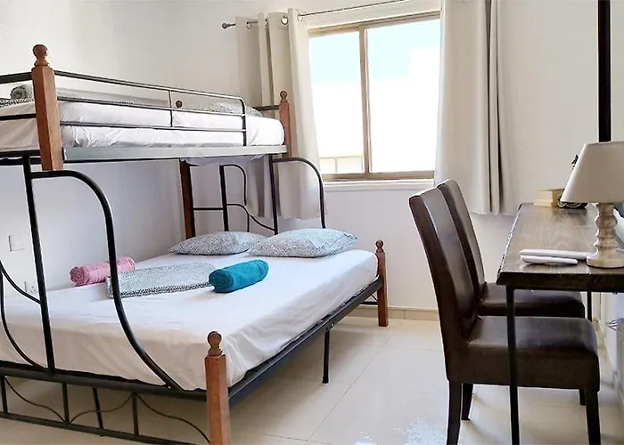 Special Offer -70 Percent Off - Sleep 5 - Location - Free Parking